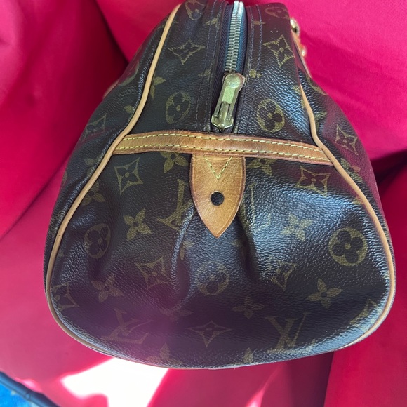 Louis Vuitton Monogram GM Shoulder Handbag - Picture 5 of 9